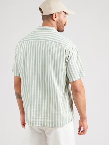 SELECTED HOMME Comfort Fit Πουκάμισο 'SLHRLXAIR' σε πράσινο