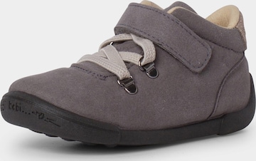 Pisamonas - Bota em cinzento: frente
