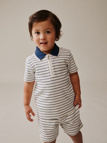 balts Next Komplekts: no priekšpuses