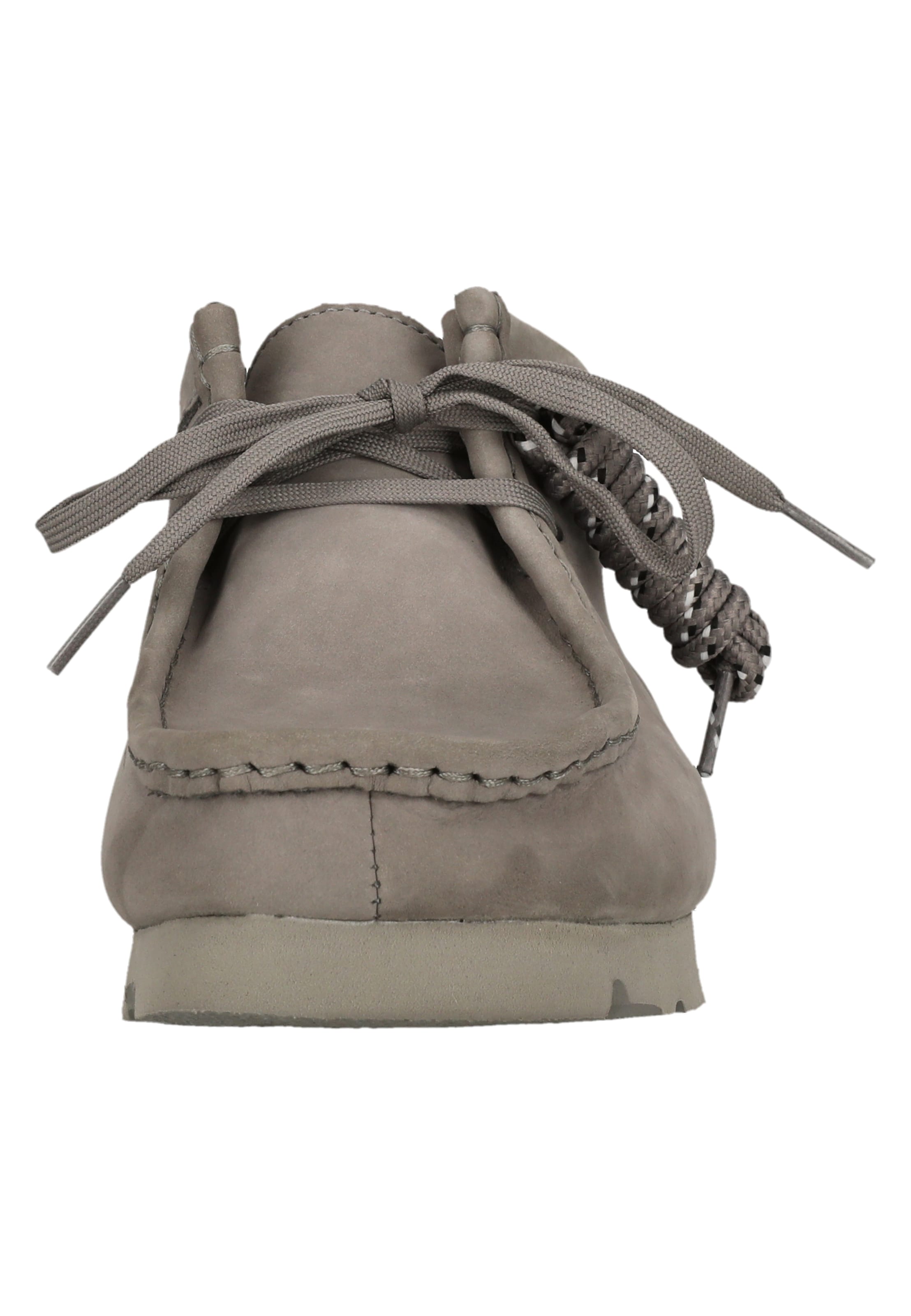 CLARKS Lace-up shoe 'Wallabee' in Grey
