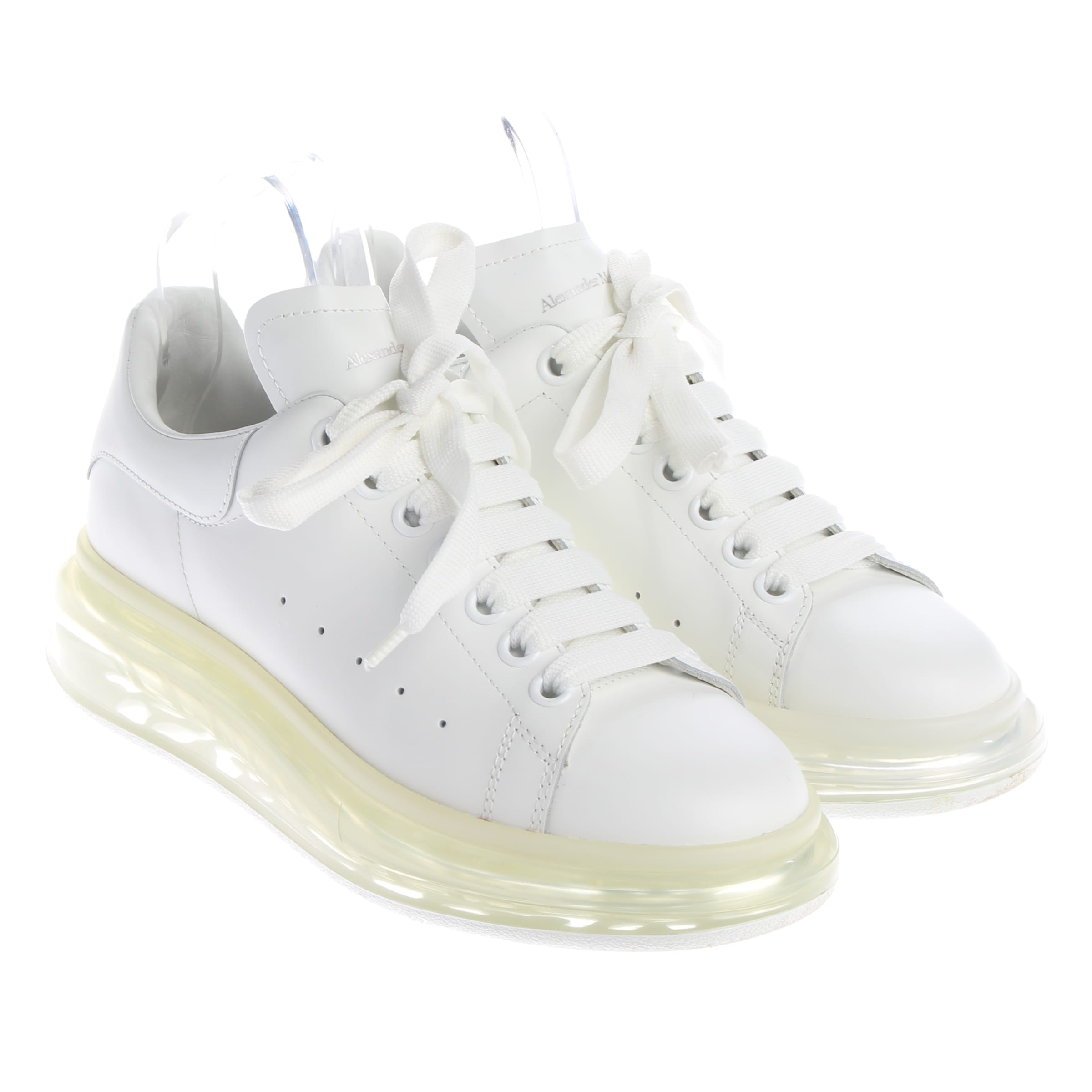 Alexander McQueen Sneakers & Trainers in 38,5 in White: front