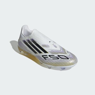 ADIDAS PERFORMANCE - Zapatillas de fútbol 'F50 League Laceless' en blanco