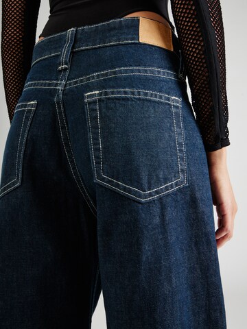 WEEKDAY Wide Leg Jeans 'Duchess' i blå