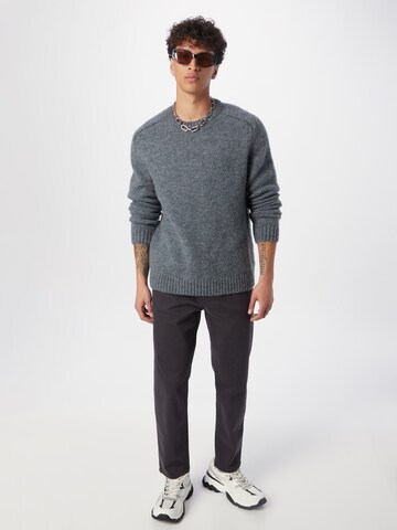 SCOTCH & SODA Tapered Chino Pants in Grey