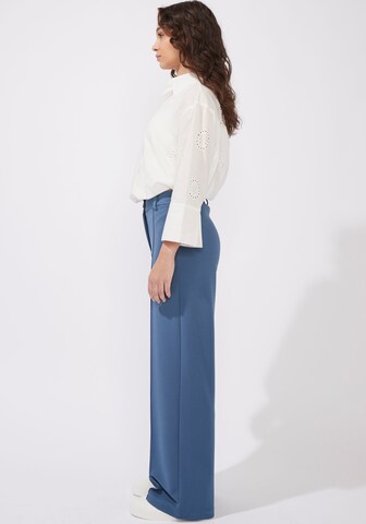 Hailys Loose fit Pleated Pants in Blue