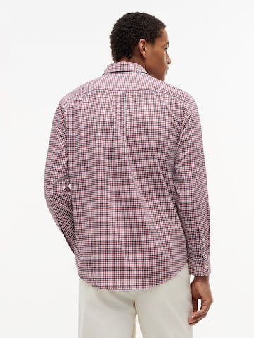 Regular fit Camicia di TOMMY HILFIGER in rosso