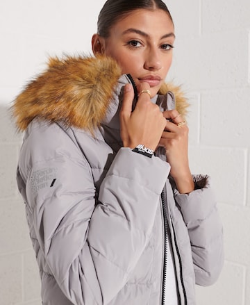 Superdry Wintermantel 'Artic' in Grijs