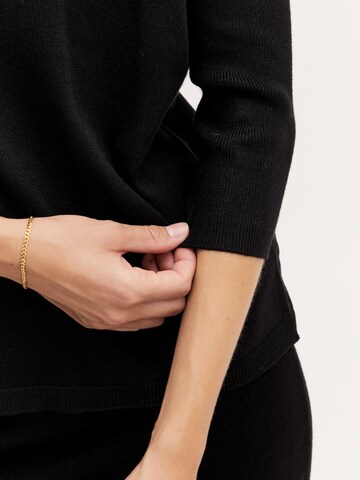 Pull-over ' BLUME ' Fransa en noir