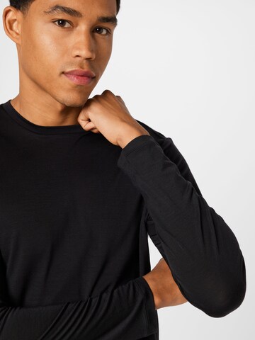 ICEBREAKER Performance Shirt 'Sphere II' in Black