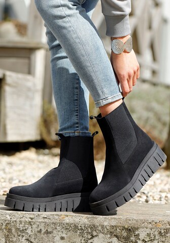 LASCANA Chelsea Boots in Black: front