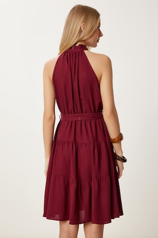 Happiness İstanbul Платье в Красный