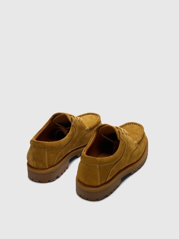 SELECTED - Zapatos con cordón en marrón
