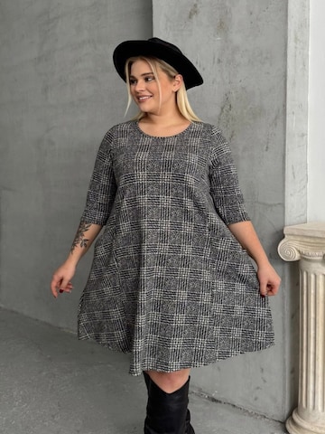 Stil Diva Dress in Grey