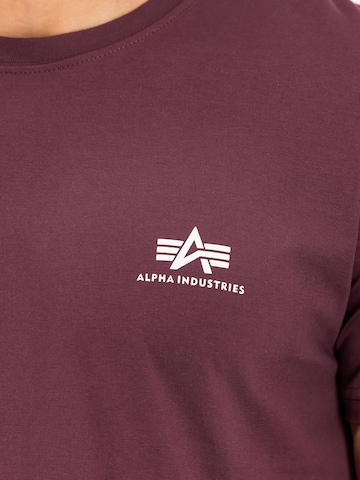 ALPHA INDUSTRIES Shirt 'Basic Small Logo'‌‌ in Rot