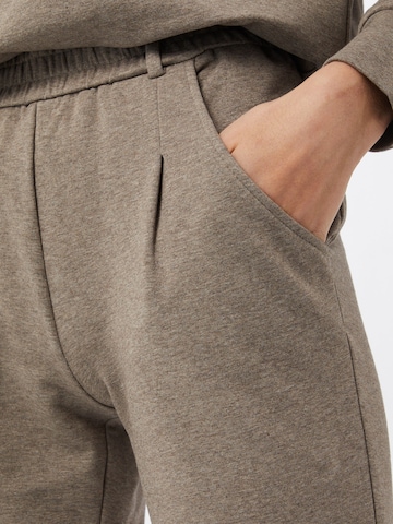Varley Tapered Workout Pants 'Copra' in Brown