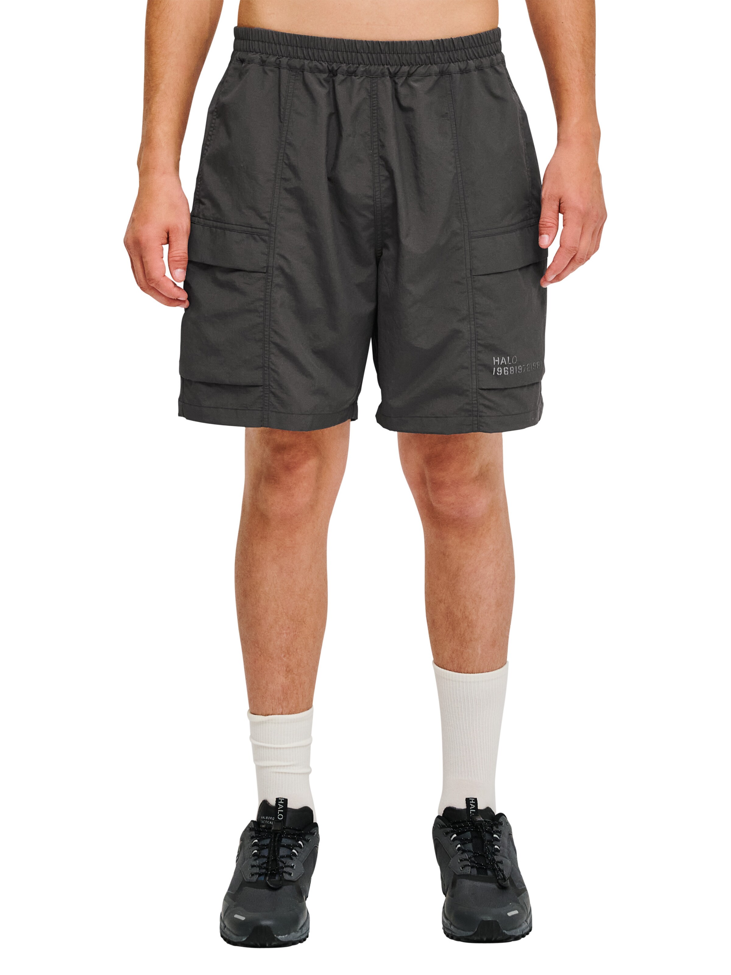 HALO Regular Shorts in Grau: Vorderseite