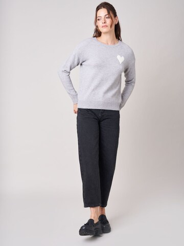 Deeluxe Sweater in Grey