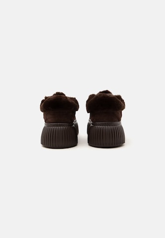 Baskets basses Karl Lagerfeld en marron