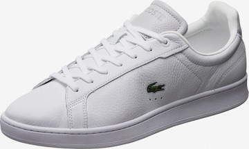 Baskets basses 'Carnaby' LACOSTE en blanc : devant