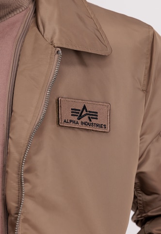 pilka ALPHA INDUSTRIES Demisezoninė striukė 'Jet Blast'