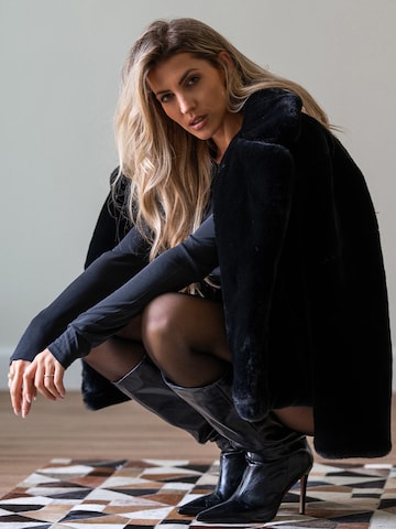 MYLAVIE by Sarah Harrison Overgangsjakke i sort