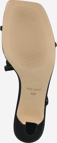 Nine West - Chinelos de dedo 'NAILA' em preto