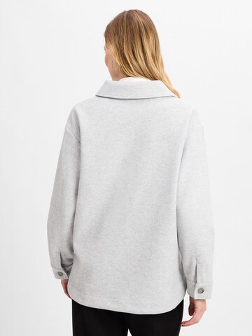 Marie Lund Bluse in Silber