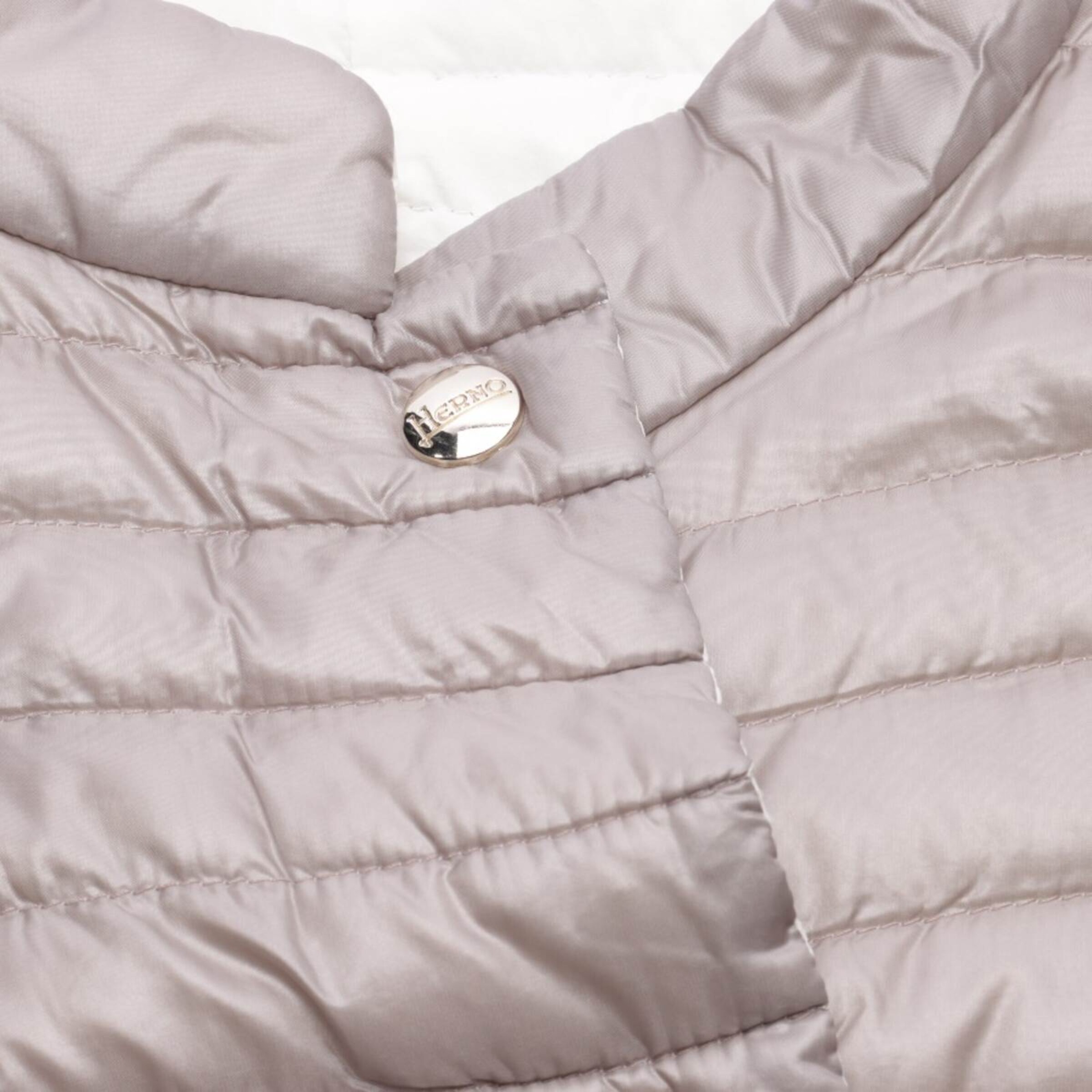 Herno Jacket & Coat in XS in Beige