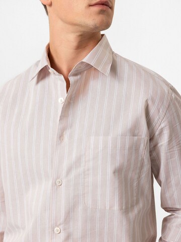 Coupe regular Chemise 'Mattia' Antioch en beige