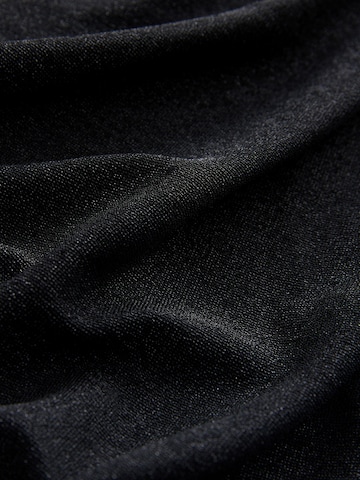 Next Kleid in Schwarz