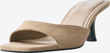 Pull&Bear Pistokkaat värissä beige: etupuoli