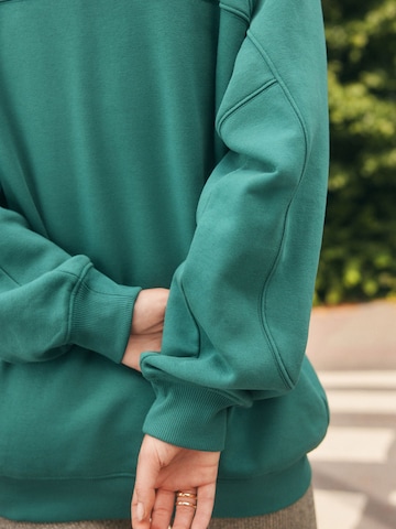 Bluză de molton de la Next pe verde