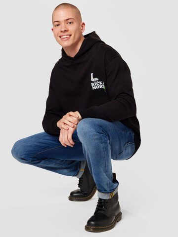 Family First Sweatshirt 'RICK' in Black