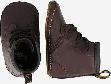 Scarpina primi passi 'Crib' di Dr. Martens in rosso