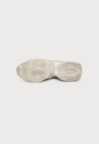 bēšs Nike Sportswear Zemie brīvā laika apavi 'AIR MAX MUSE'
