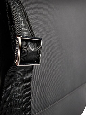 VALENTINO Umhängetasche 'Valentino Sac Bandoulière Dragonhawk Noir Homme Nero'‌‌‌‌‌‌‌‌‌‌ in Schwarz