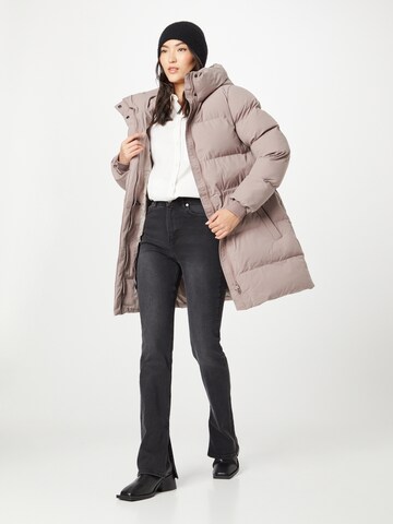 elvine - Chaqueta de invierno 'Vesper' en gris