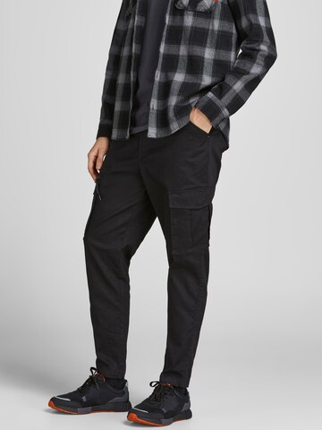 JACK & JONES Конический (Tapered) Брюки-карго 'JJIAce JJDex' в Черный: спереди