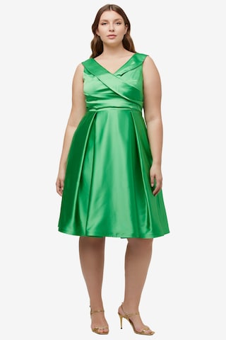 Robe de cocktail Ulla Popken en vert