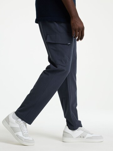 Regular Pantalon chino 'Stone Dual Cargo' CHASIN' en bleu