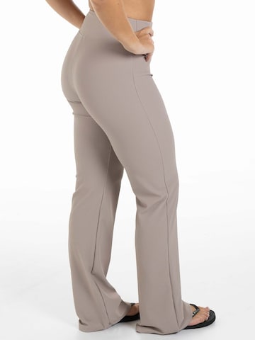 Divina Flared Sportsbukser 'Palma' i beige