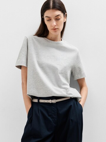 T-shirt 'ESSENTIAL' SELECTED FEMME en gris : devant