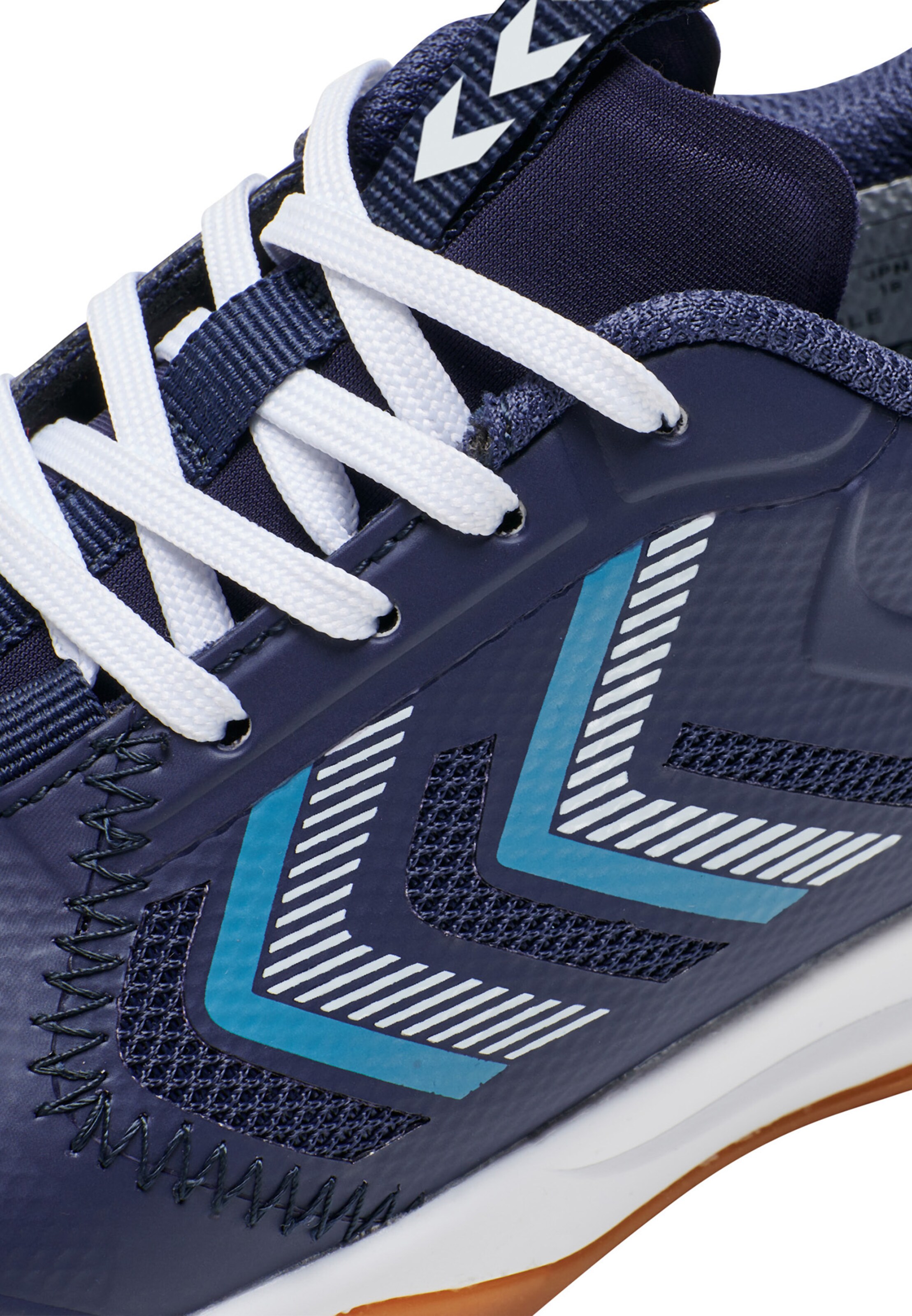 Hummel Sportschuh in Blau