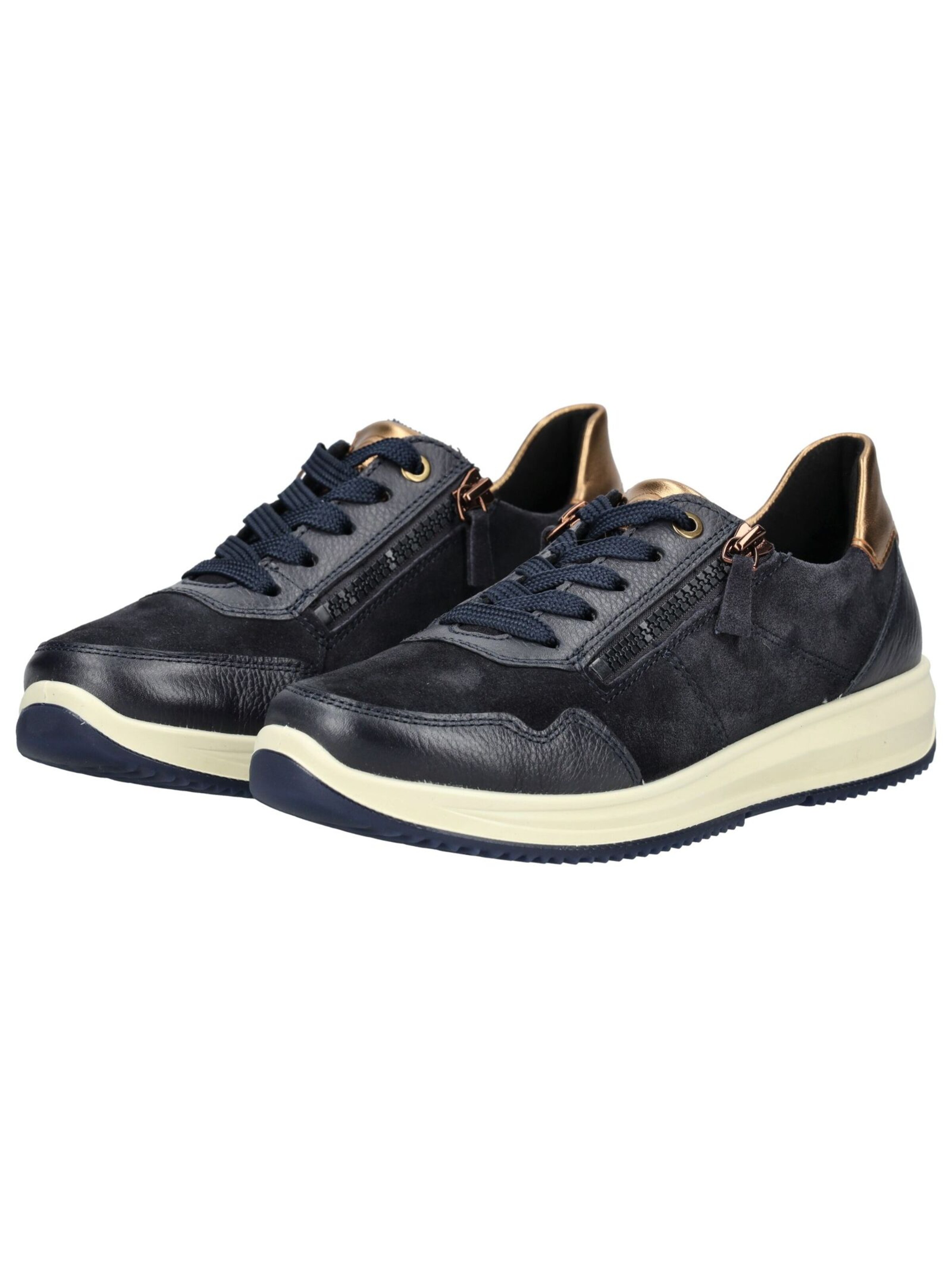 ARA Platform trainers in Black