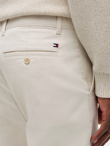 TOMMY HILFIGER Обычный Брюки-чинос 'HARLEM ESSENTIAL' в Бежевый