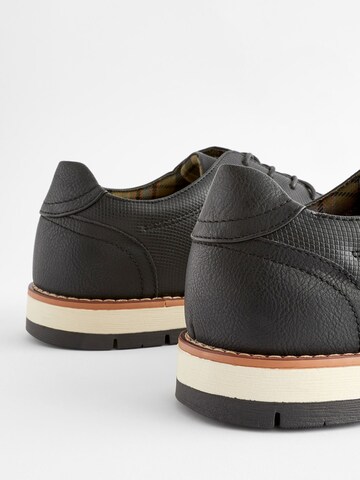 Chaussure à lacets Next en noir