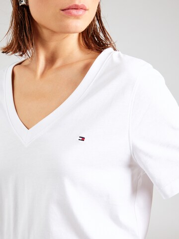 TOMMY HILFIGER Shirt in White