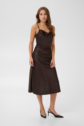 SAINT TROPEZ - Vestido en marrón