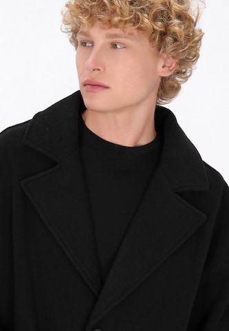 MO Between-seasons coat in Black