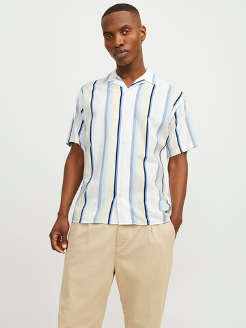 Comfort Fit Cămașă 'Palma Resort' de la JACK & JONES pe albastru: față